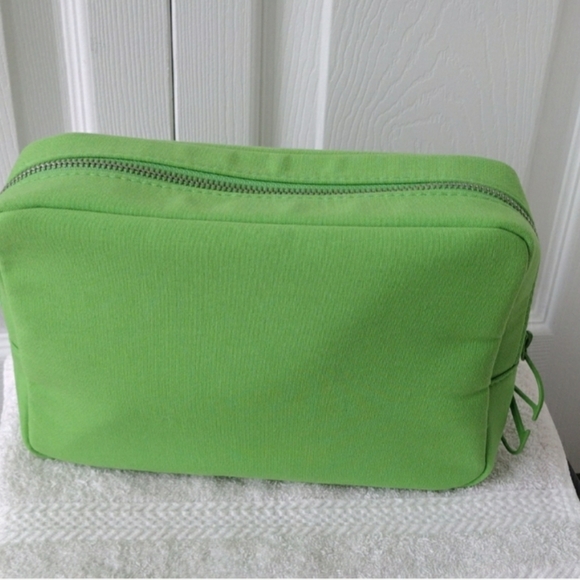 Valentino Green Beauty Bay - Picture 7 of 14